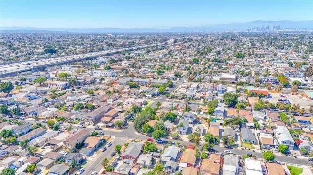 10955 S Spring Street, Los Angeles, CA 90061