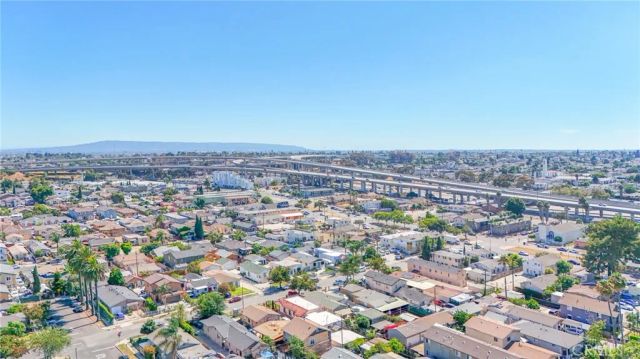 10955 S Spring Street, Los Angeles, CA 90061