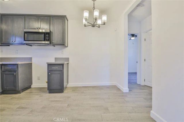 10955 S Spring Street, Los Angeles, CA 90061