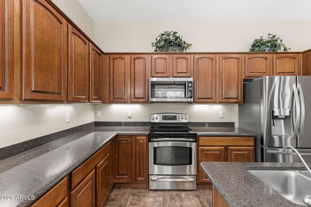 13047 W PLUM Road, Peoria, AZ 85383