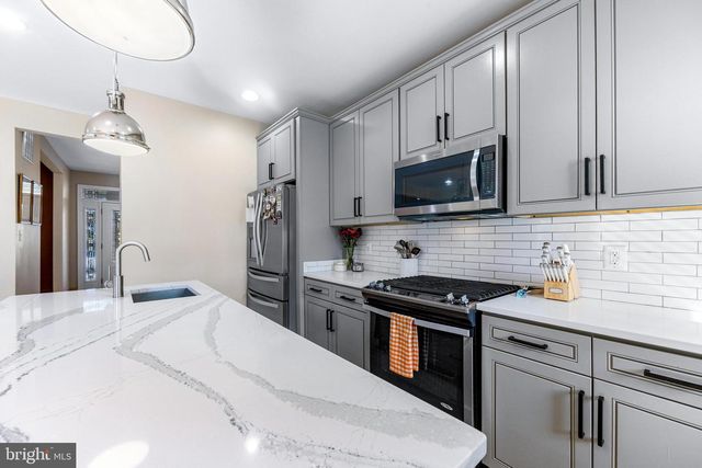 6405 SEFTON AVE, Baltimore, MD 21214