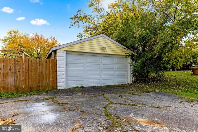 6405 SEFTON AVE, Baltimore, MD 21214