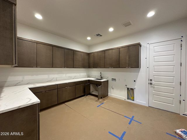 5610 E LOWDEN Road, Cave Creek, AZ 85331