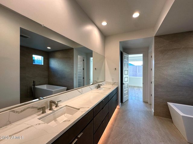 5610 E LOWDEN Road, Cave Creek, AZ 85331