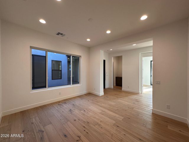 5610 E LOWDEN Road, Cave Creek, AZ 85331