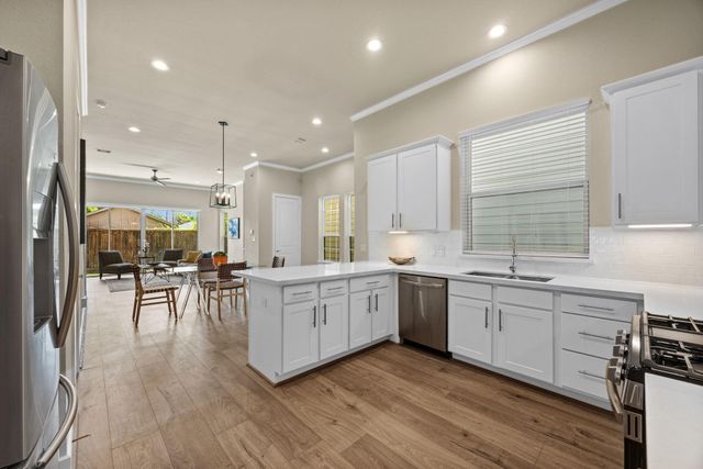 1606 Northwood Street, Houston, TX 77009