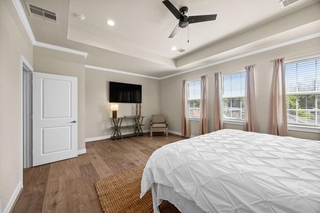 1606 Northwood Street, Houston, TX 77009