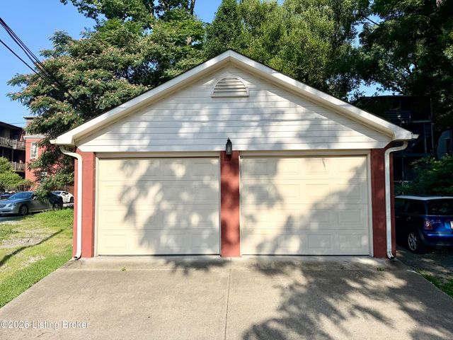 1153 S 1st St 3, Louisville, KY 40203
