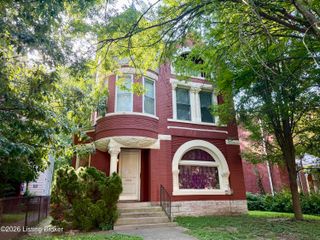 1153 S 1st St 3, Louisville, KY 40203