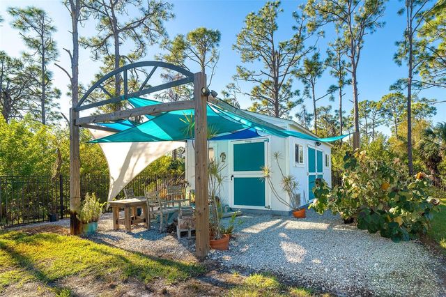 8360 MAITLAND STREET, Port Charlotte, FL 33981