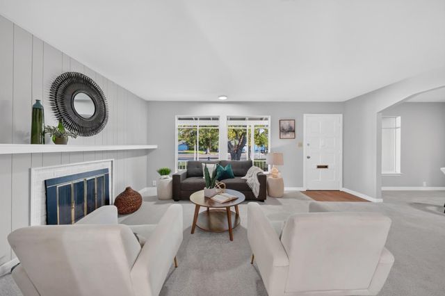 2433 W Hedding Street, San Jose, CA 95128