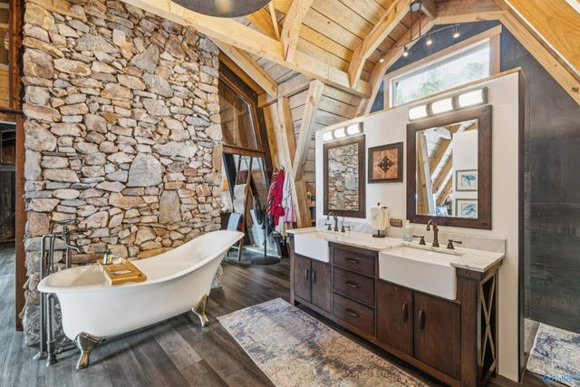 344 Gulf Ridge Drive, Jasper, AL 35504