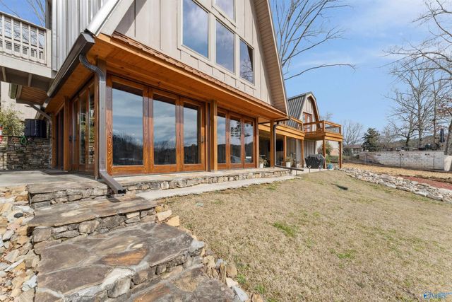 344 Gulf Ridge Drive, Jasper, AL 35504