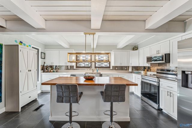 344 Gulf Ridge Drive, Jasper, AL 35504