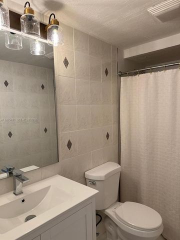 10916 SW 70th Ter, Miami, FL 33173