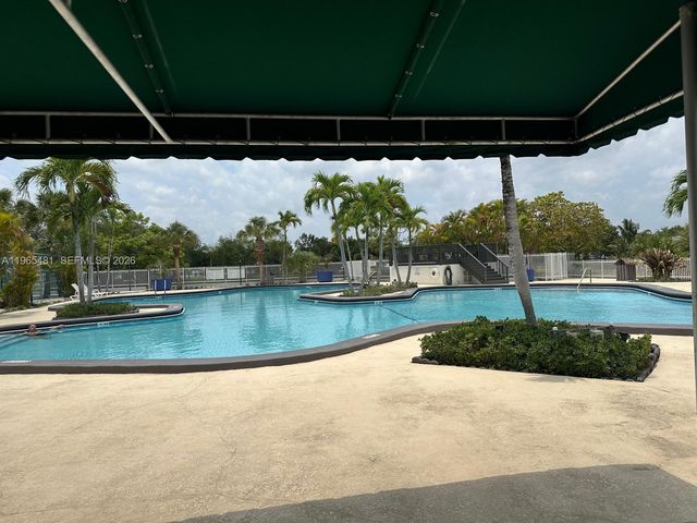 10916 SW 70th Ter, Miami, FL 33173