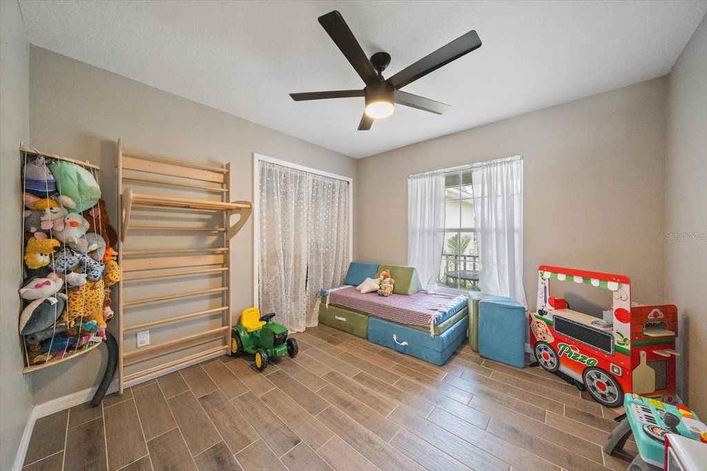 Image 21 of property listing at 11887 DUNSTER LANE, Parrish, FL 34219