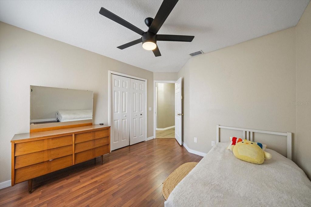 Image 25 of property listing at 11887 DUNSTER LANE, Parrish, FL 34219