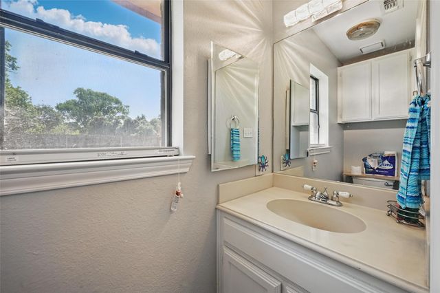 2701 Mims Street, Fort Worth, TX 76112