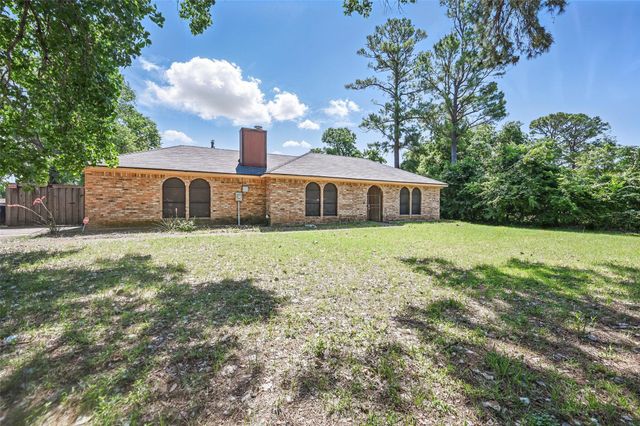 2701 Mims Street, Fort Worth, TX 76112