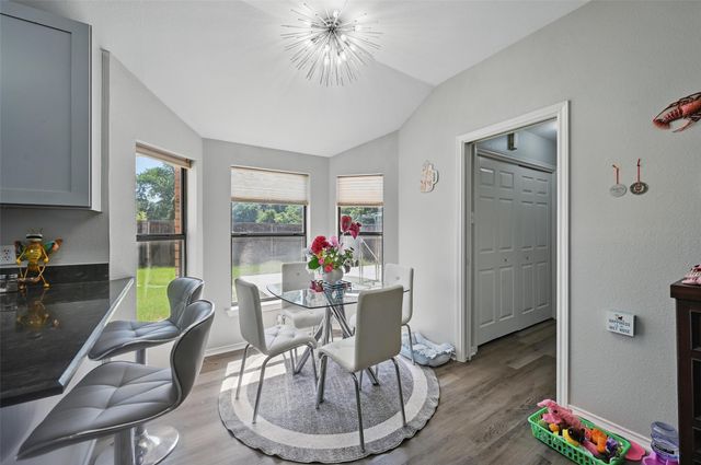 2701 Mims Street, Fort Worth, TX 76112