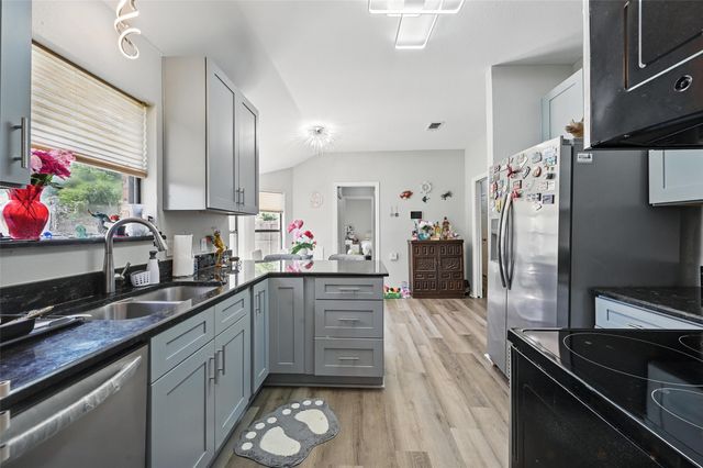 2701 Mims Street, Fort Worth, TX 76112