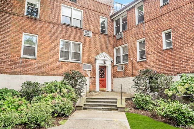 329 Palmer Terrace 1C, Mamaroneck, NY 10543