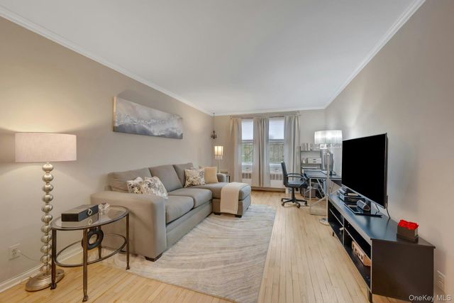 329 Palmer Terrace 1C, Mamaroneck, NY 10543