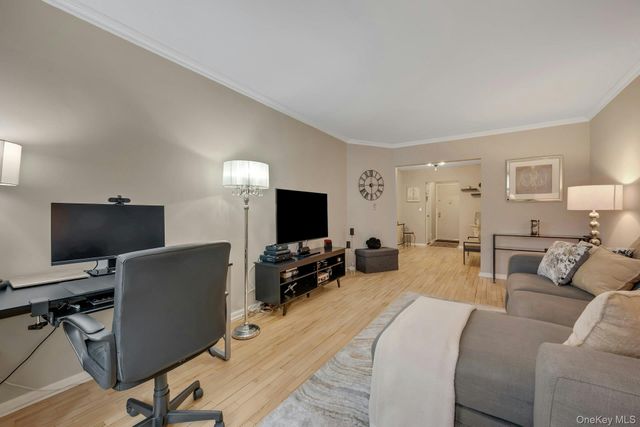 329 Palmer Terrace 1C, Mamaroneck, NY 10543