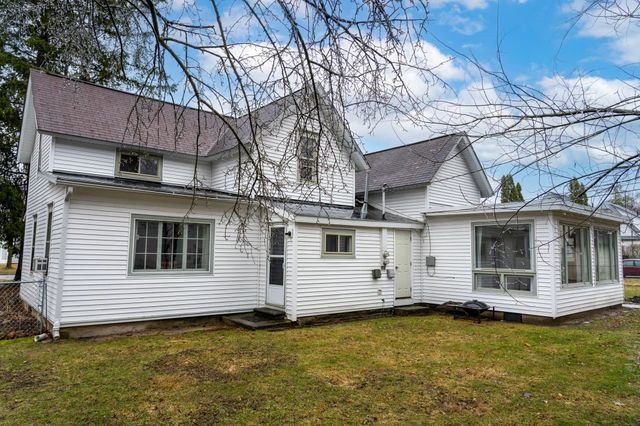 1026 S Fancher Avenue, Mount Pleasant, MI 48858