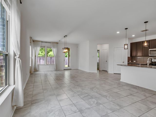 8605 Cimarron Mesa Lane, Magnolia, TX 77354