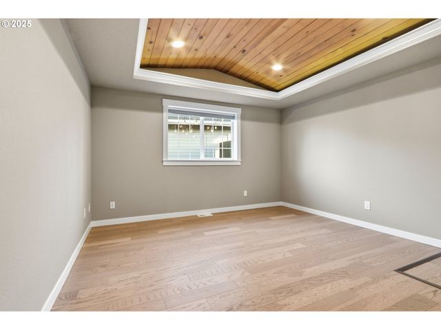 336 ACACIA Ave, Woodburn, OR 97071