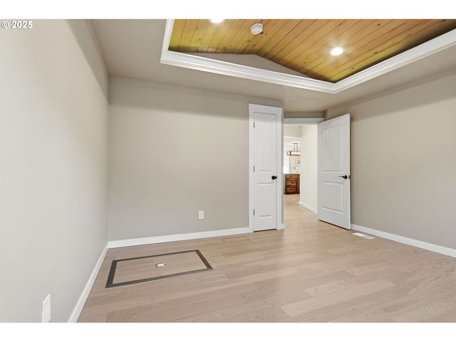 336 ACACIA Ave, Woodburn, OR 97071