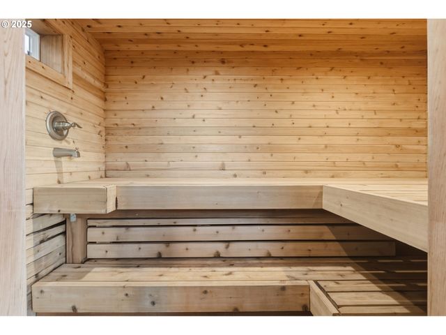 336 ACACIA Ave, Woodburn, OR 97071