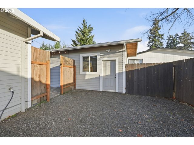 336 ACACIA Ave, Woodburn, OR 97071