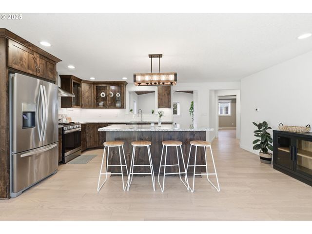 336 ACACIA Ave, Woodburn, OR 97071