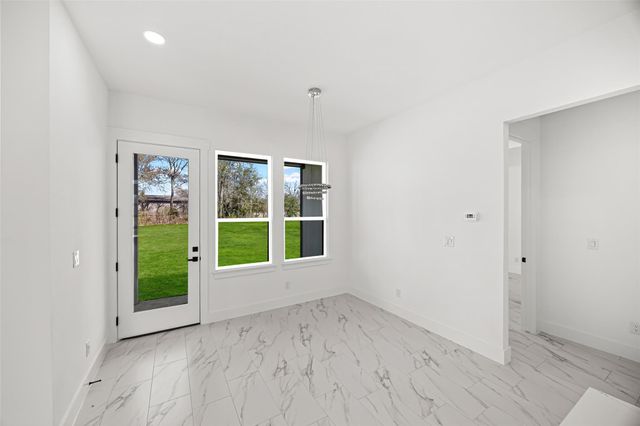 1519 Waco St, Dayton, TX 77535