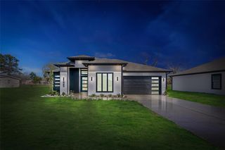 1519 Waco St, Dayton, TX 77535