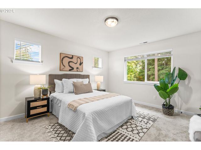 6313 Se Chloe Rose Way, Milwaukie, OR 97267