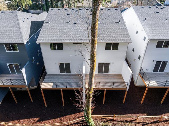 6313 Se Chloe Rose Way, Milwaukie, OR 97267