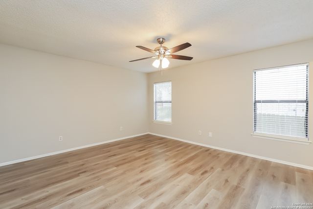 13406 Forum, Universal City, TX 78148