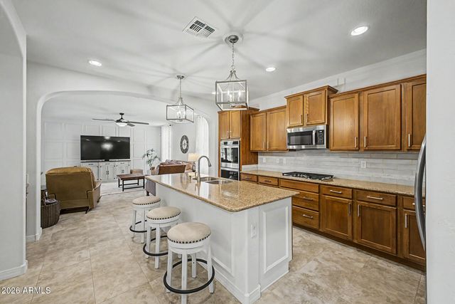 10934 E REUBEN Circle, Mesa, AZ 85212
