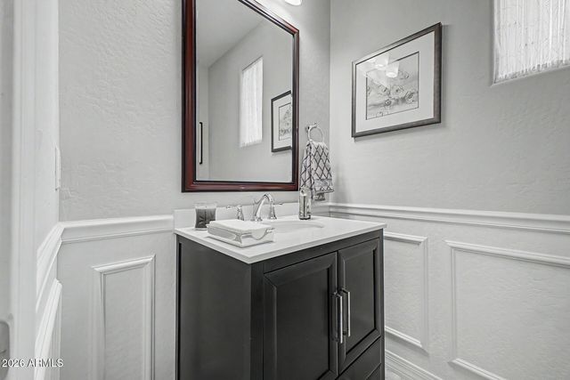 10934 E REUBEN Circle, Mesa, AZ 85212
