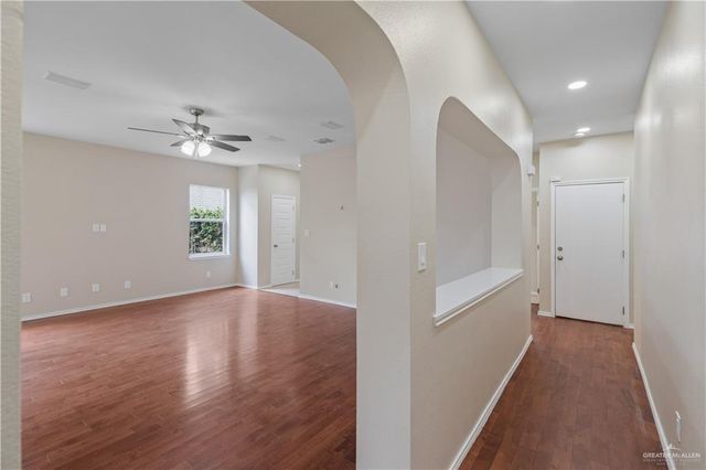 2014 Linsay Boulevard, Edinburg, TX 78539
