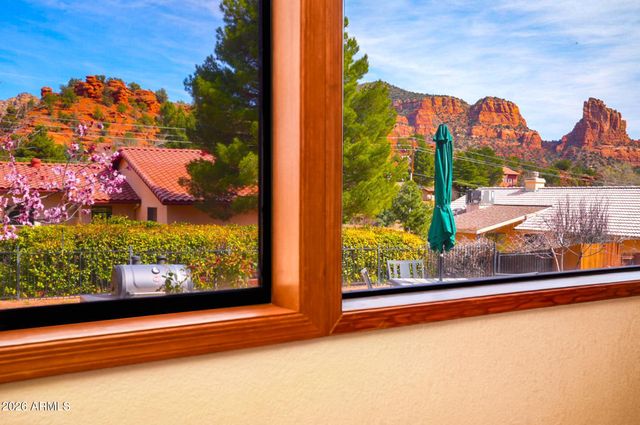 230 MONTAZONA Trail, Sedona, AZ 86351
