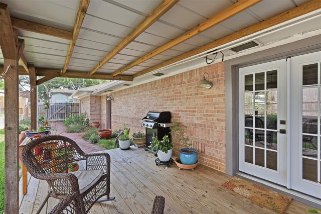 1002 Washington Street, Brenham, TX 77833