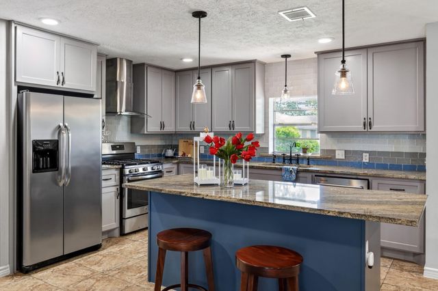 1002 Washington Street, Brenham, TX 77833