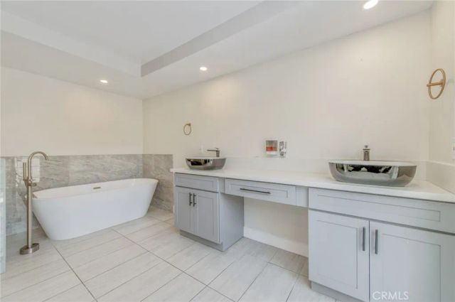 51 Cape Cod, Irvine, CA 92620