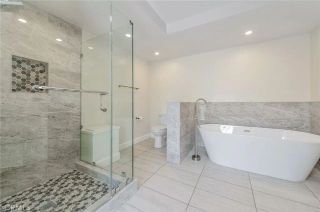 51 Cape Cod, Irvine, CA 92620