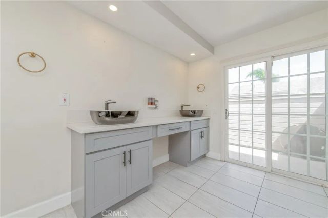 51 Cape Cod, Irvine, CA 92620
